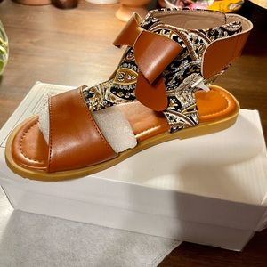 Kids Paisley Bow Sandals 🍂